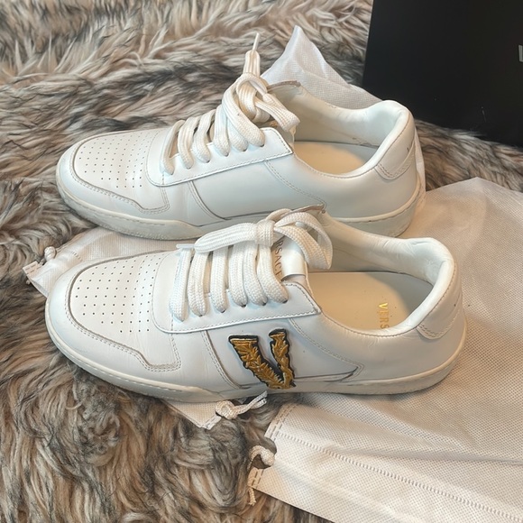 Versace shoes for women - Picture 5 of 7